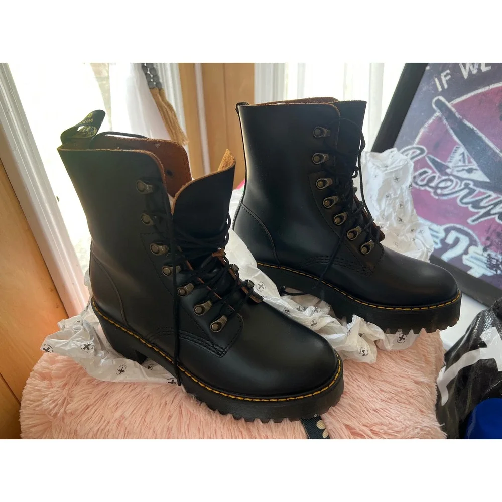 Dr. Martens iconic dr